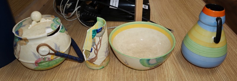 Three Clarice Cliff pots and another vase (a.f.)